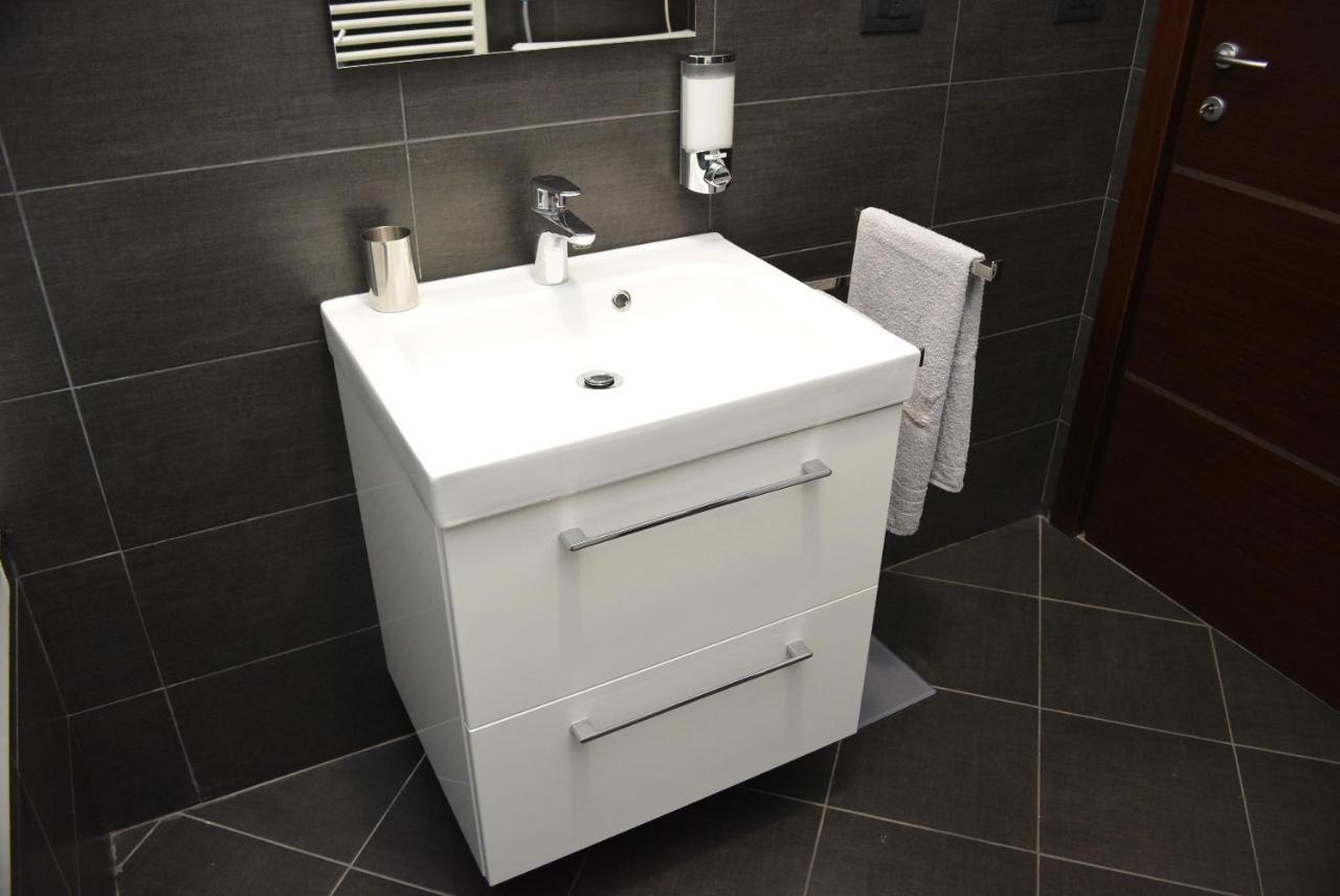 Ginevra Home Сесто Сан Джовани Екстериор снимка